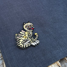 Load image into Gallery viewer, Golden Tiger