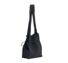 Load image into Gallery viewer, Avery Knit Tote : Black
